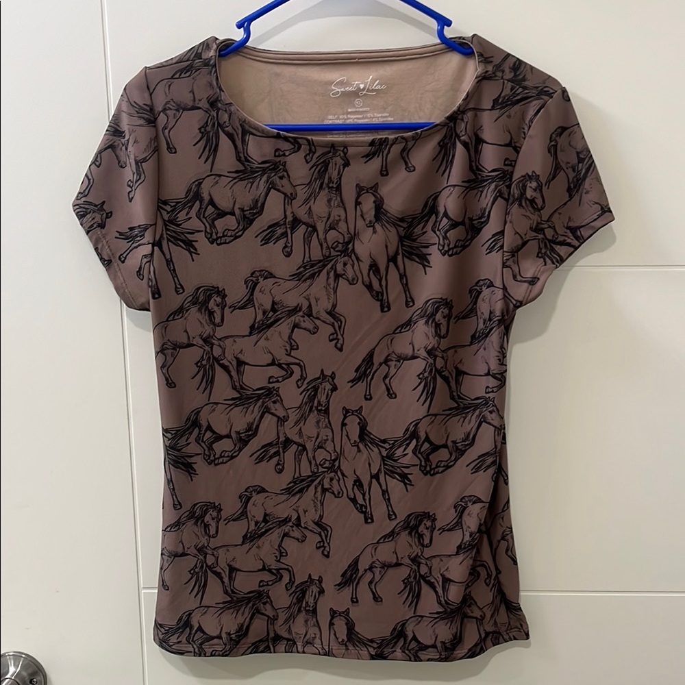 💖Sweet Lilac Brown Horse Print Top